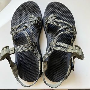 Chaco womens 7